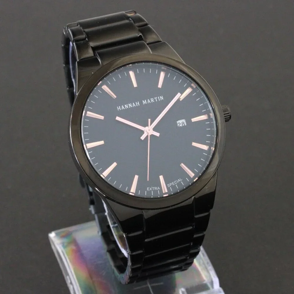 Men's Sports Watch Raised Indices Integrated Bracelet Black Quartz 40mm